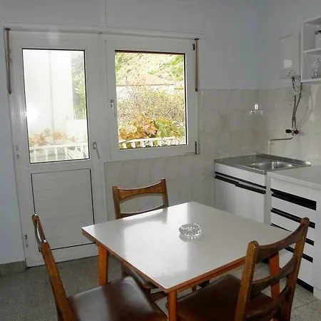 In With Sea View, Balcony, Air Conditioning, Wi-fi *