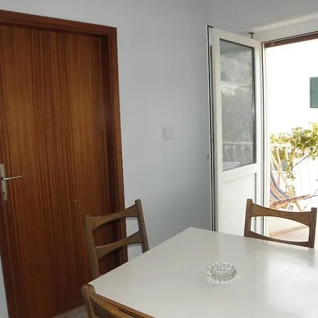In With Sea View, Balcony, Air Conditioning, Wi-fi Apartment